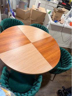Round Wood Dining Table with 4 Green Velvet Chairs