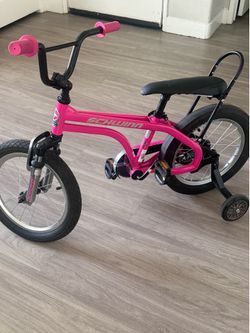 Girls Schwinn bike