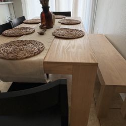 Dinning Table 