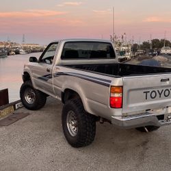 1990 Toyota Pickup