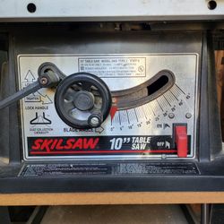 Skillsaw  10 Inch Table Saw  With 3 Blades $155