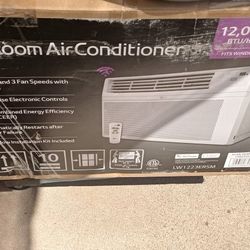 New AC missing remote $100  or best Offer 