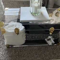 Beautiful Acrylic Trunk