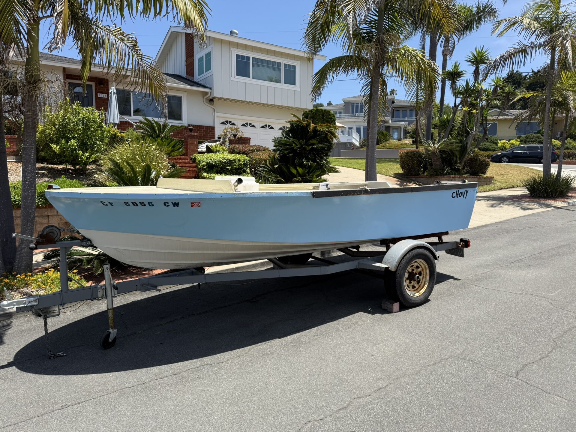 Fishing Skiff - Small Boat Glasspar Flying V