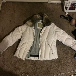 Winter Puffer White Jacket 
