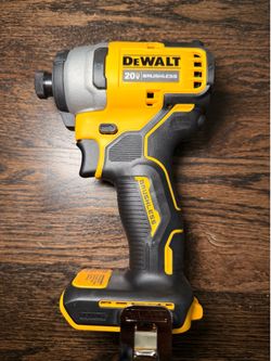 New DeWalt 20v Brushless Impact Driver (tool only)