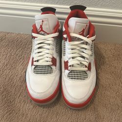 Fire Red Jordan 4s Size 9 Mens *slighly Worn* 
