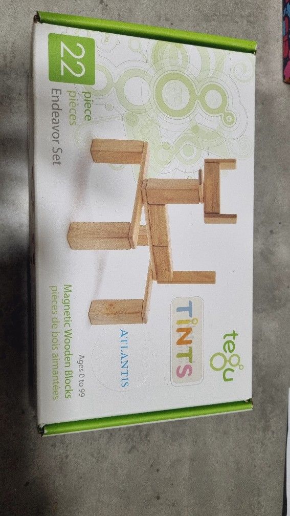 Magnetic Wooden/Bloques Magneticos De Madera