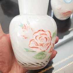 Art Glass Vase ..fenton Designer glass...