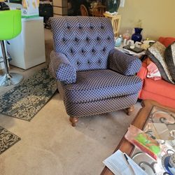 Vintage Comfortable Chair 