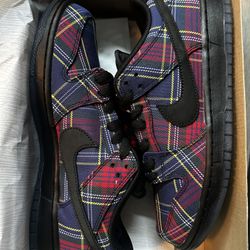 Nike Sb Dunk Low Nardwuar Size 9