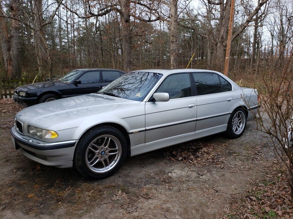 2001 BMW 7 Series