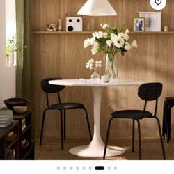 IKEA Round White docksta Dining Table 