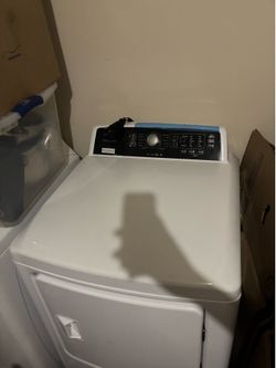 Frigidaire 6.7 Cu. Ft. White Electric Dryer With Sanitize