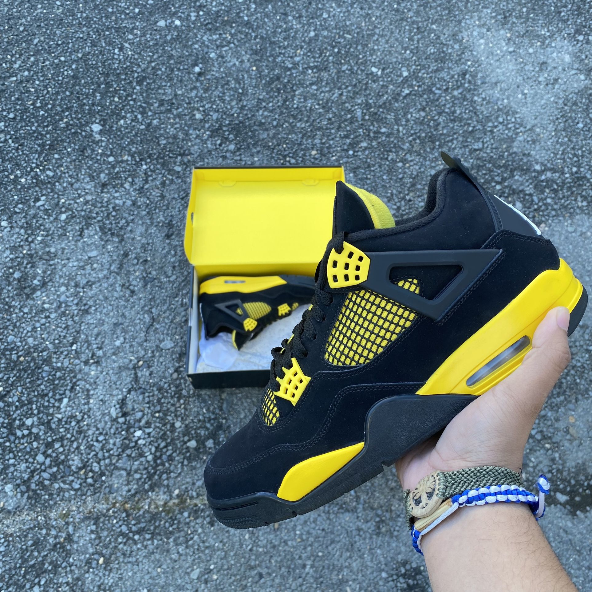 Jordan 4 Thunder ⚡️