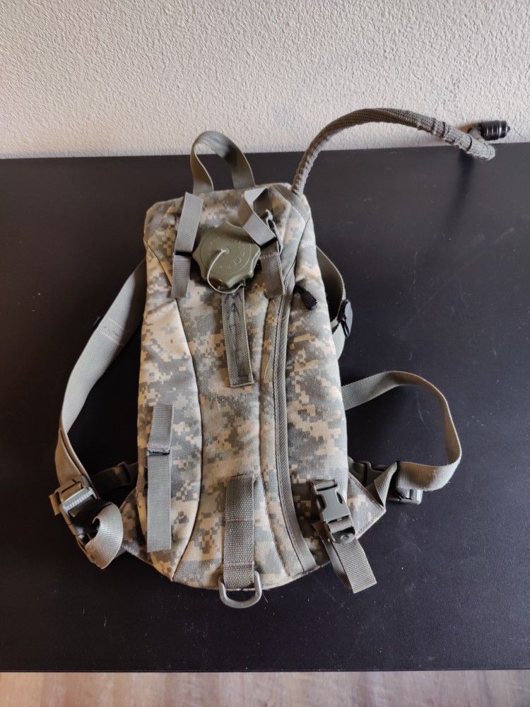 Old Army Hydration Pack