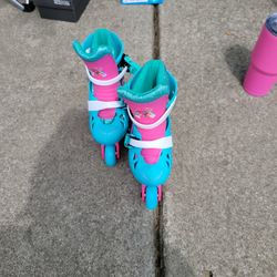 Trolls Skates