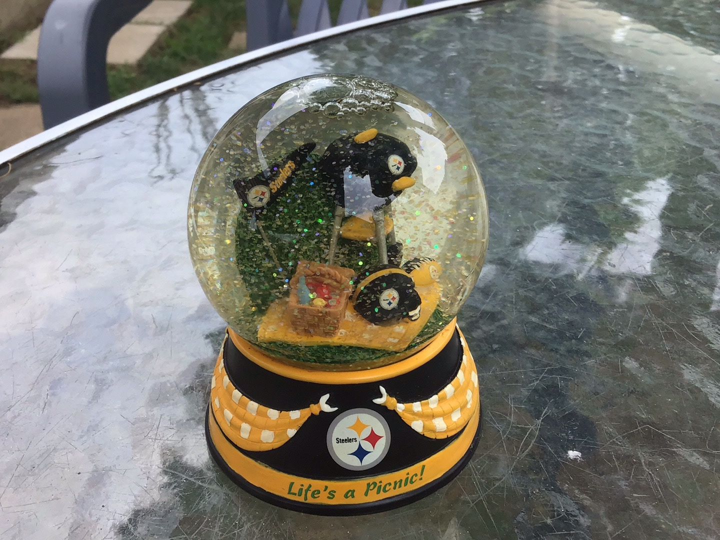 Pittsburgh Steelers Snow Globes