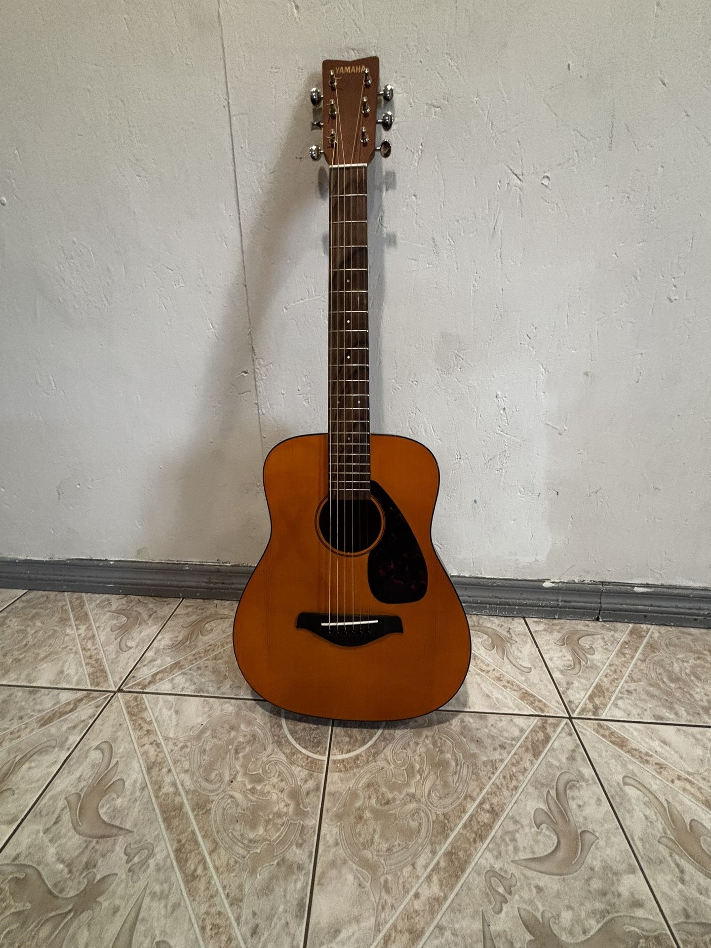 Yamaha Kid Guitar