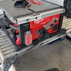 Milwaukee, One Key Fuel Table Saw