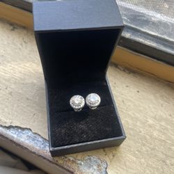 Moissanite earrings 