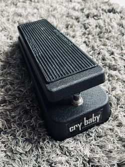 Cry baby wah GCB95F