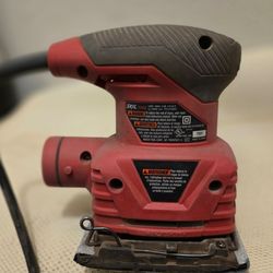 SKIL 1/4 Sheet Palm Sander with Pressure Control