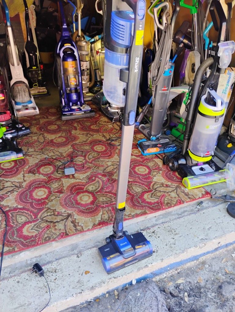 Vacuum Cleaner And Hand Vac