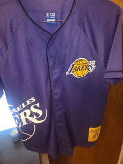 Brand new Lakers shirt size lrg