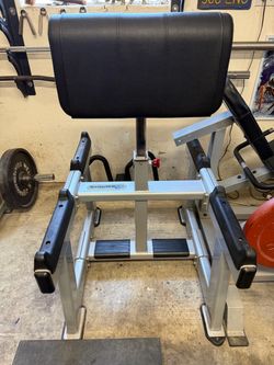 Nautilus Preacher Curl