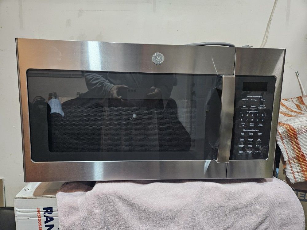 GE MICROWAVE