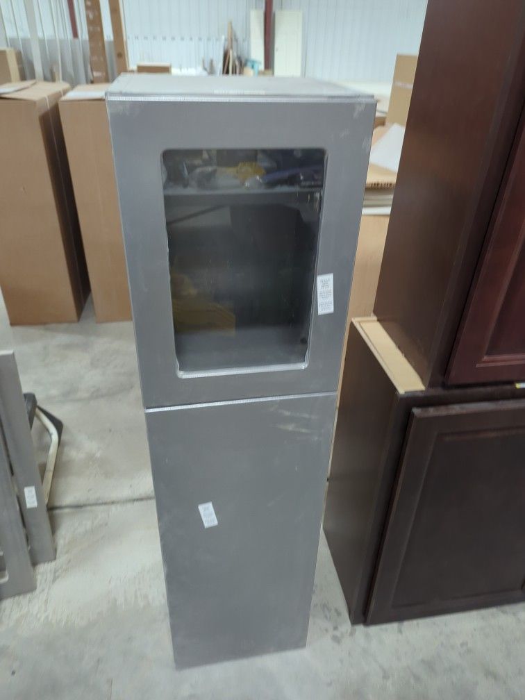 Cabinet And 5 Doors