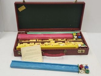 Antique 1950's Cardinal Mah Jongg Set 162 Tiles, 4 Trays, Case and 2 Orig. Keys