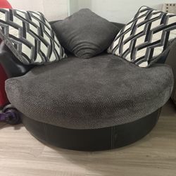 Round Swivel Couch