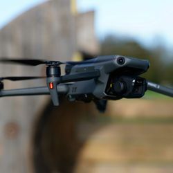 Dji Mavic 2  , 50 $ Down Payment , Drones – outstanding
