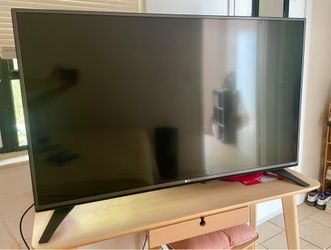 LG 49” 4K Smart TV - Great Condition