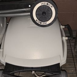 Weber Q BBQ Propane Grill With Cart! Bundle Deal Tailgate Camping