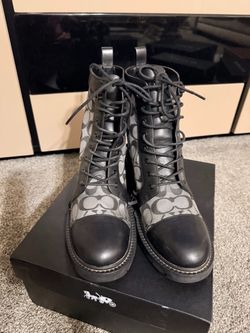 Coach boots size 8