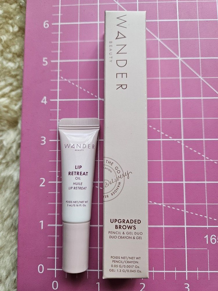 2pc WANDER BEAUTY EYES, BROWS, & LIPS LOT + FREEBIE MAKEUP TOTE