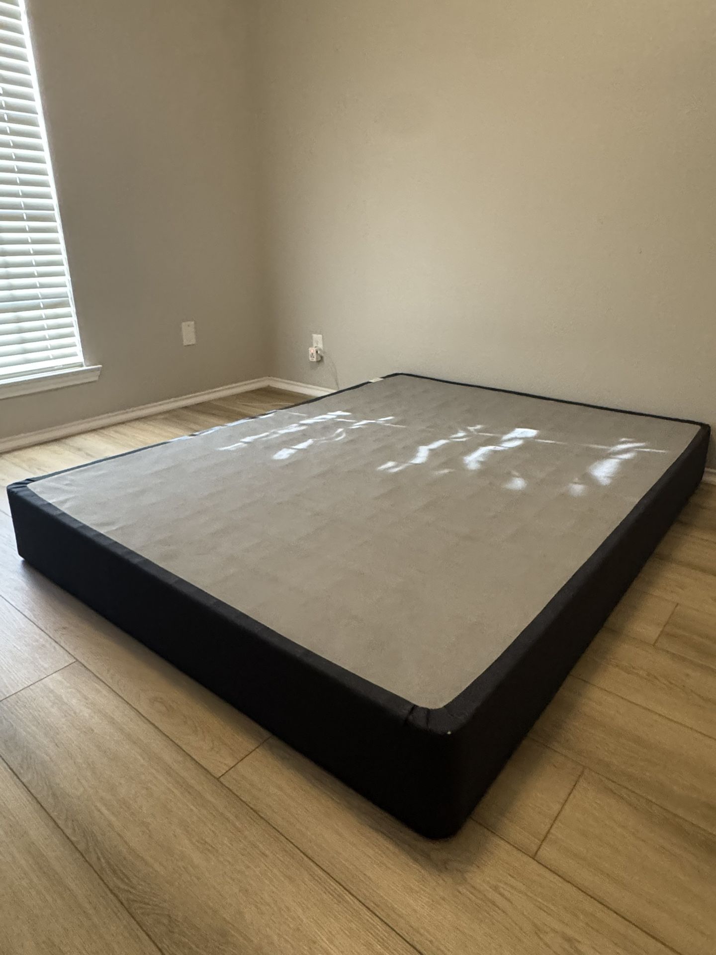 9” Box Spring Foundation (Queen size)
