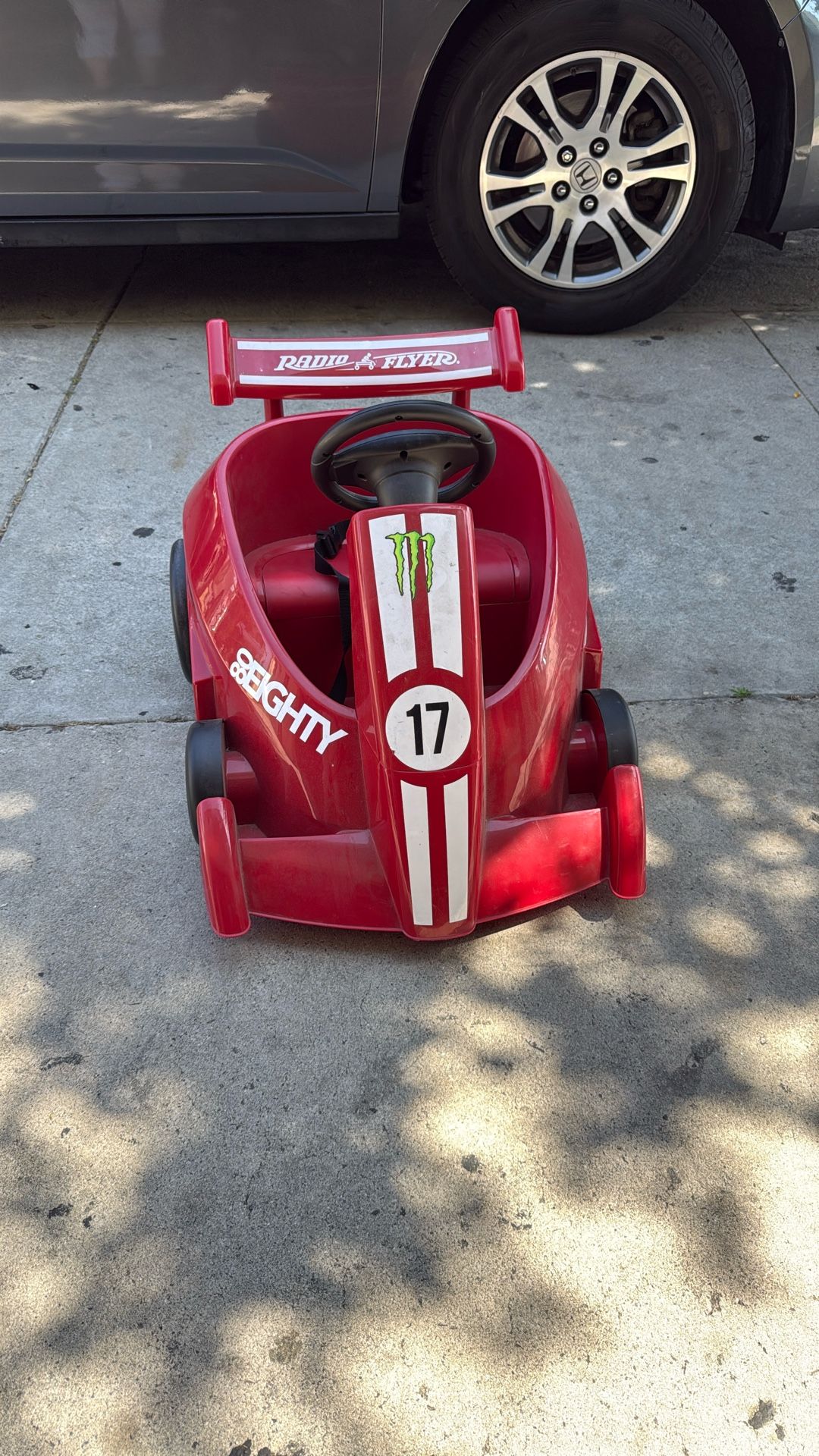 Radio flyer remote car 🚗