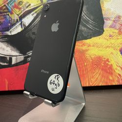 Apple iPhone XR 64GB Unlocked Desbloqueado 