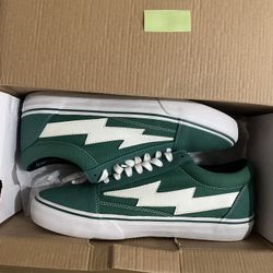 Revenge Storm Size 10