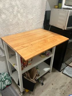 Kitchen island