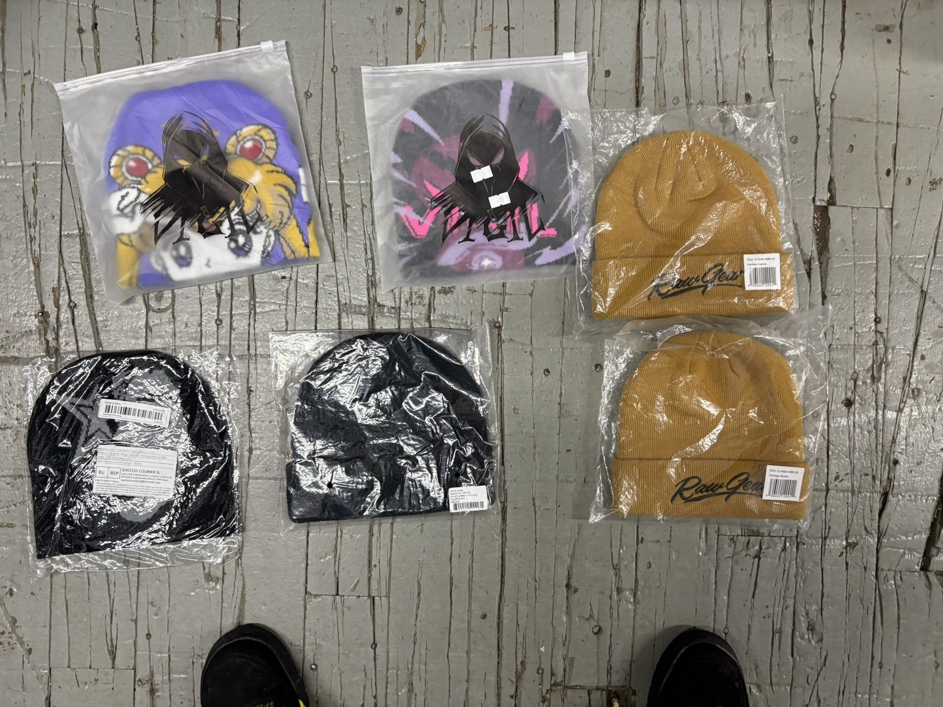 Bundle Of 6 Beanie, Hats New