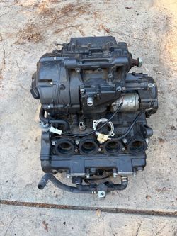 2006-2007 Yamaha YZF-R6 Engine Core (599cc Inline-4) – For Parts/Rebuild