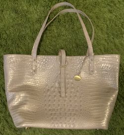 Gold And Cream Brahmin Handbag. Gently Used Clean Inside And Out $80