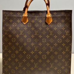LOUIS VUITTON  Sac Plat  Monogram Tote Bag