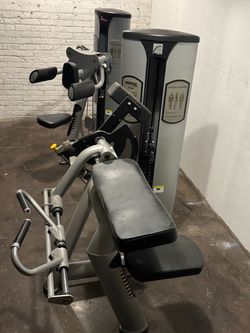 FreeMotion Epic Strength Bicep Machine