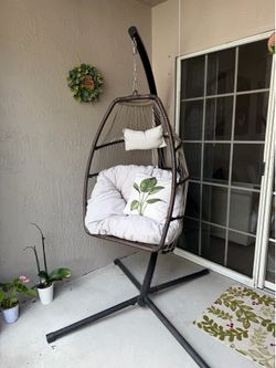 Patio egg chair